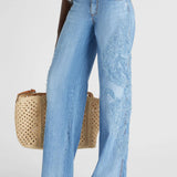 Jeans con applicazione a fiori D467P367APFRQ 94037 ERMANNO SCERVINO 