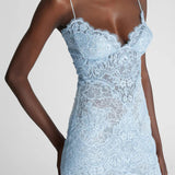 Abito ricami in pizzo